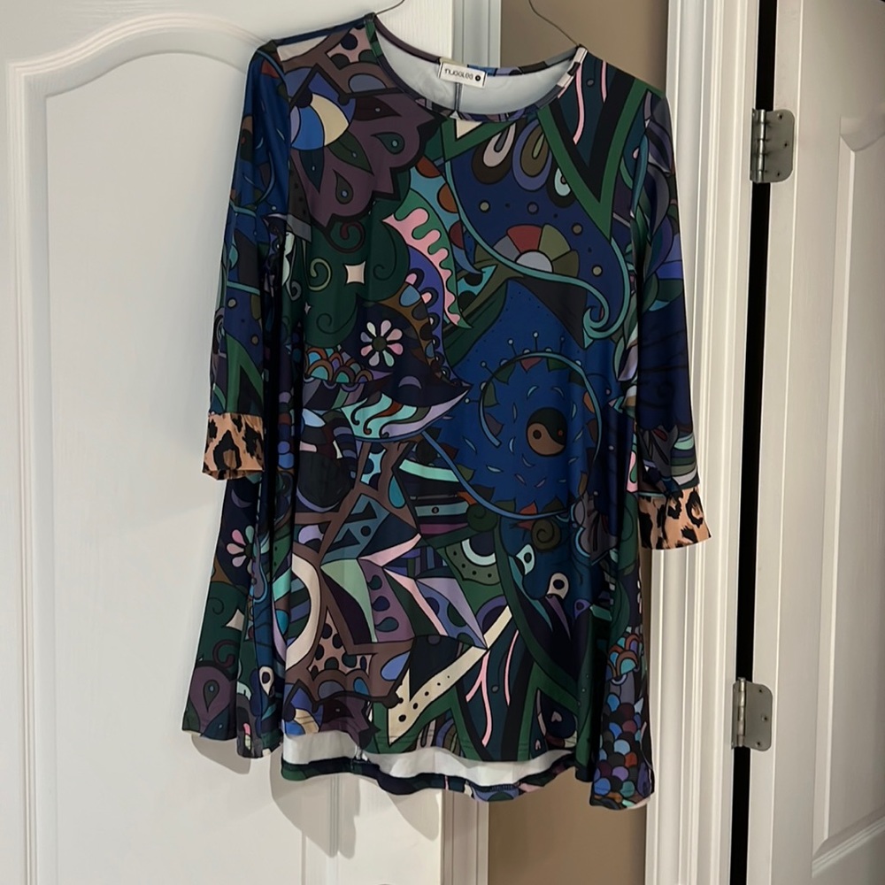 EUC Nuggles Top